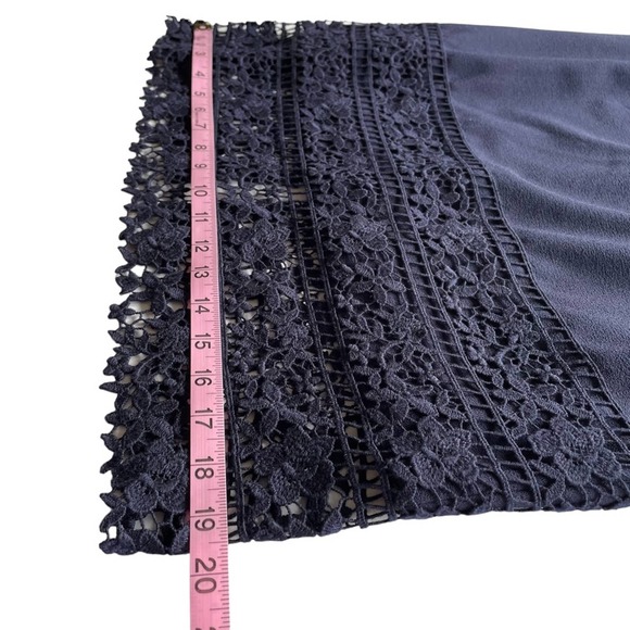 Katherine Kelly Navy Lace Inset Short Sleeve Midi Sheath Dress in size 10. - Picture 14 of 14